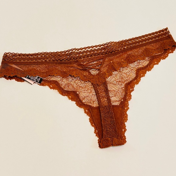 Victoria's Secret VERY SEXY LACE THONG - Picture 3 of 4